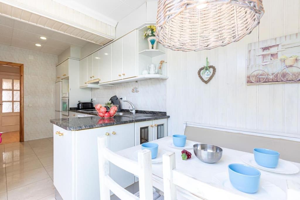 S46-Casa De Vacaciones Climatizada Con Piscina, En El Centro Junto Al Mar, Barbacoa Y Wiifi Эмпуриабрава Экстерьер фото